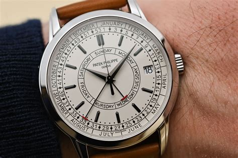 patek philippe 5212 calendar.